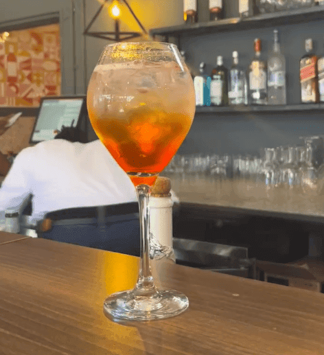 Crossroads Kitchen Restaurant & Bar